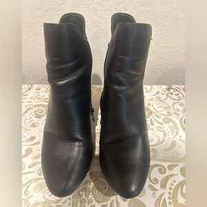 Black Ankle Boots‎ Woman’s Size 9 Zipper Pointed Toe Work Casual Business